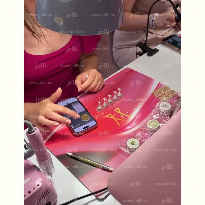 ⭐️ MASTERCLASS - Press-on Nails: Ultimate Guide (RO) - 3rd edition