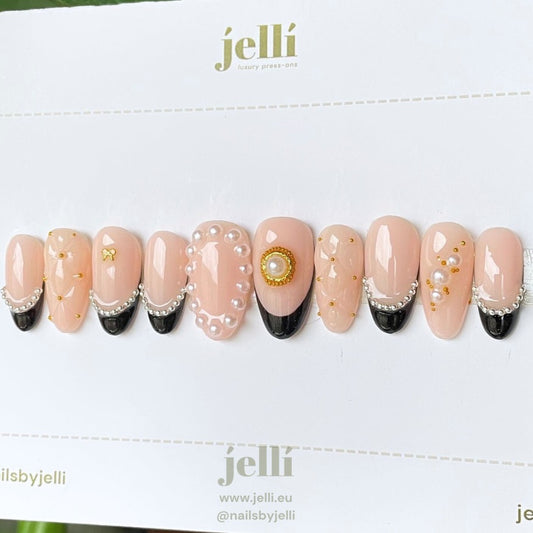 chanel - custom luxury press-on nails set